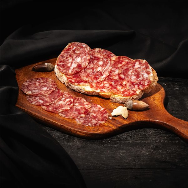 Metzgerei-Wurstumschläge aus Eichel-Salami-detalle