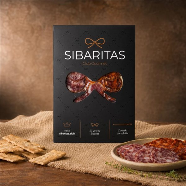 Surtido de embutidos ibéricos (lomo, salchichón y chorizo)-izquierda