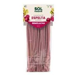 Tagliatelle de blé avec betterave