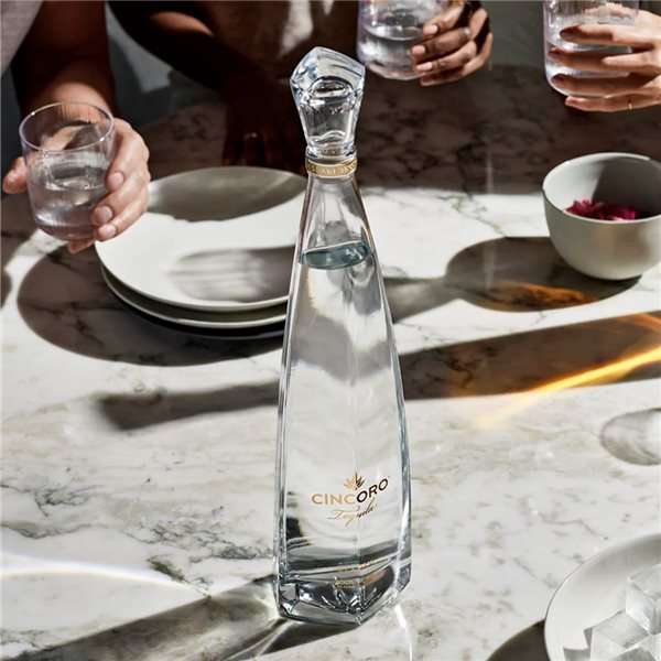Tequila Cincoro Blanco Michael Jordan-detalle