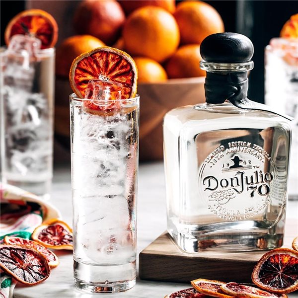 Tequila Don Julio 70-lateral