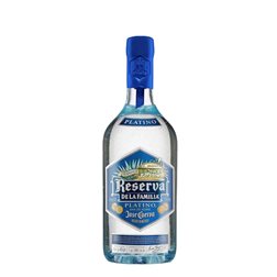 Tequila Jose Cuervo Reserva de la Familia Platino se traduce al alemán como:

"Tequila Jose Cuervo Reserva de la Familia Platino" 

(El nombre del producto generalmente se mantiene en su idioma original).