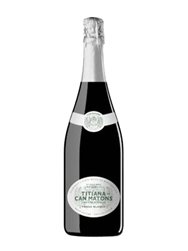 La traducción de "Titiana Can Matons Pansa Blanca" al inglés es "Titiana Can Matons White Belly". Sin embargo, ten en cuenta que "Titiana" y "Matons" podrían ser nombres propios y no requieren traducción. Si necesitas más contexto sobre lo que significa o representa, por favor házmelo saber.