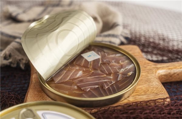Ventresca de atún cortada a cuchillo 100g-detalle