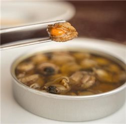 Jakobsmuscheln in Olivenöl mit Knoblauch und Chili 111g.