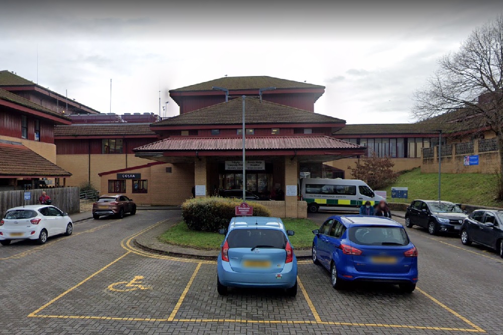 Prince Philip Hospital reintroduces wearing of face masks for all staff