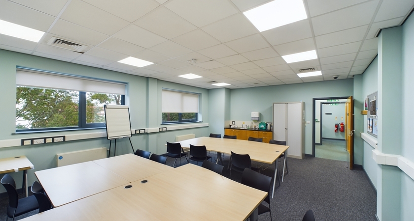 Meeting Room (Floor 1) gallery image 1