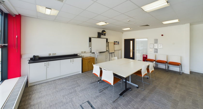 Room 3 (R3) gallery image 1