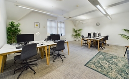 Photograph of S8 - Hot Desk 2, Newton Abbot Library