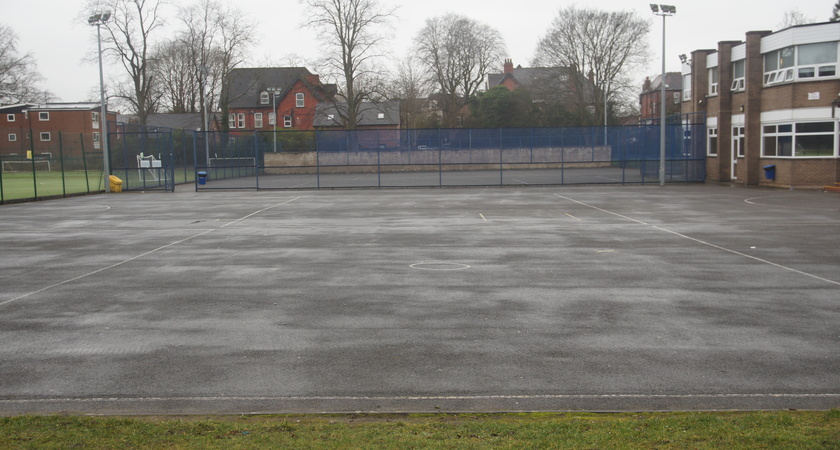 Outdoor Basketball Court gallery image 0