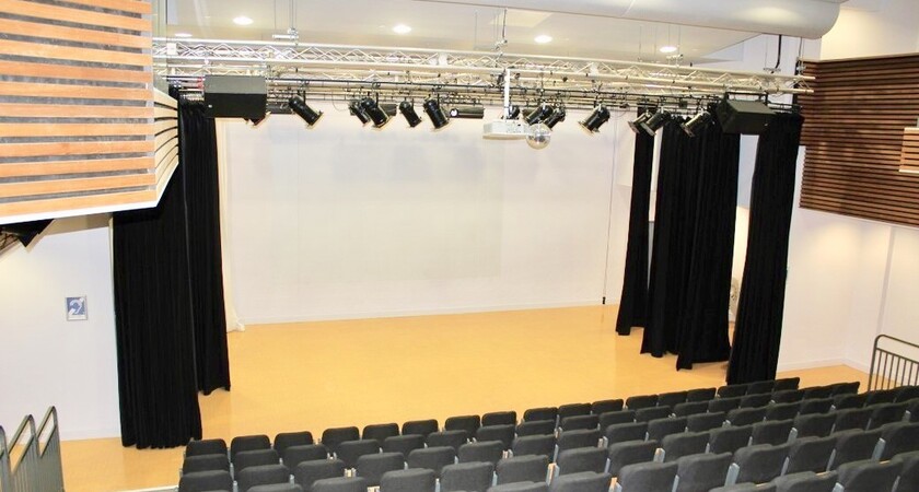 Palmer Tomkinson Theatre gallery image 1