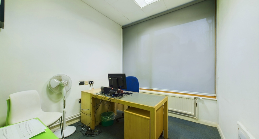 Small Meeting Room gallery image 0