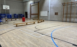 Photograph of Hall - Gymnasium, Tapton Secondary School