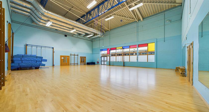 Hall - Gymnasium gallery image 0