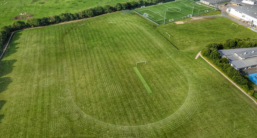 Grass - Football - Senior gallery image 0