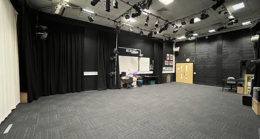 Studio - Drama - A023 gallery image 0