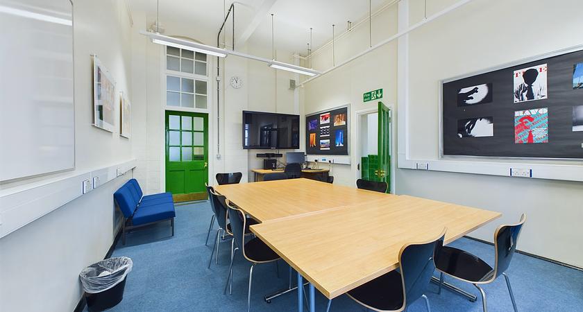 Meeting Room - E.0.16 gallery image 0