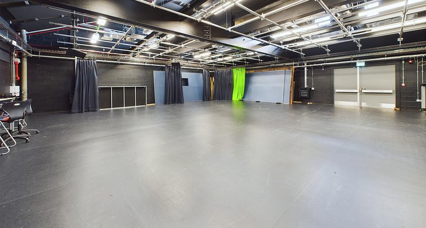 Large TV and Film Studio gallery image 1