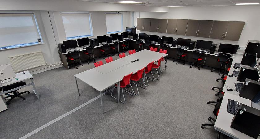Post Production Edit Suite gallery image 1