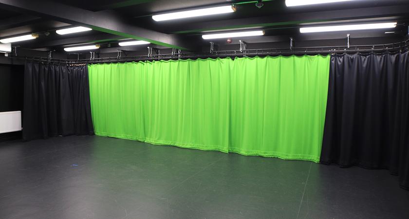 Large TV and Film Studio gallery image 2