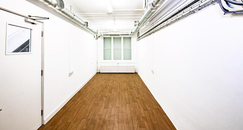 Small Lower Ground Meeting Room gallery image 1