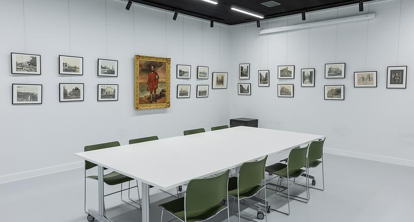 Olive Morris Meeting Room gallery image 2