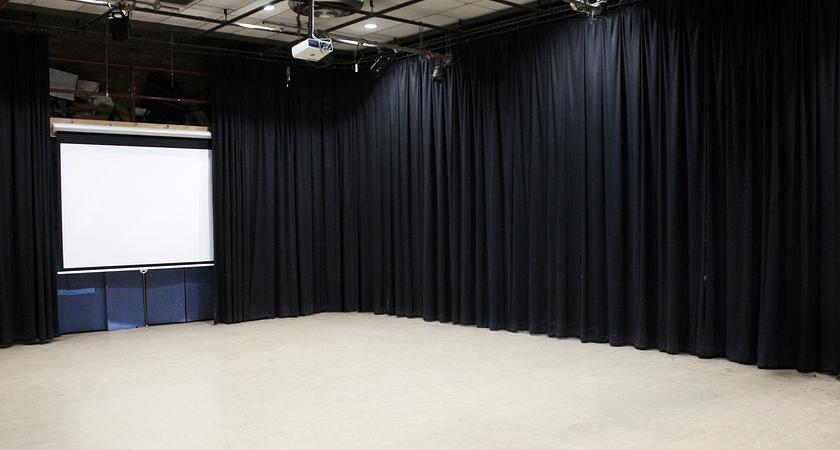 Drama Studio PA4 gallery image 0