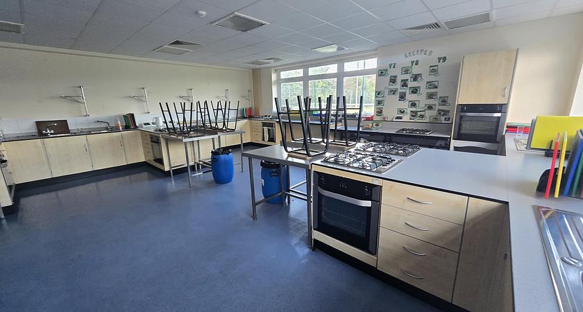 Kitchens gallery image 0