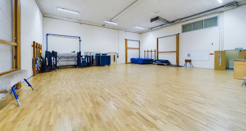 Hall - Gymnasium gallery image 0