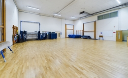 Photograph of Hall - Gymnasium, Tuxford Academy