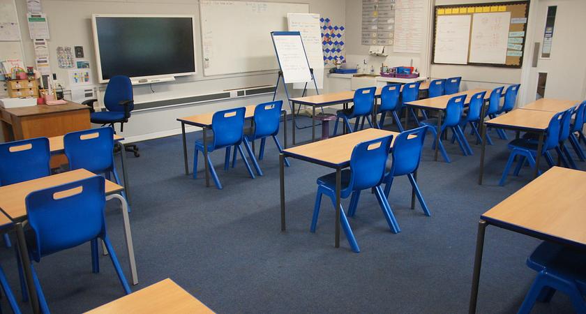 standard classroom gallery image 0