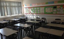 Photograph of Classrooms - Art, Frederick Bremer School