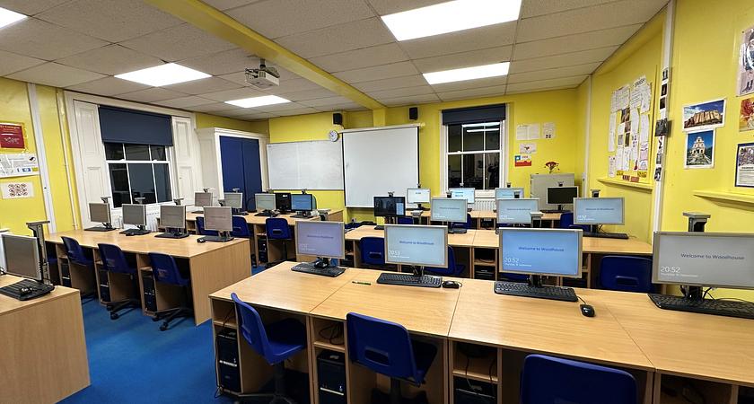 Classroom 17 gallery image 0