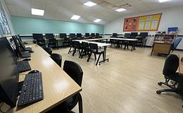 Photograph of Classroom (SF2), Queens Drive Campus