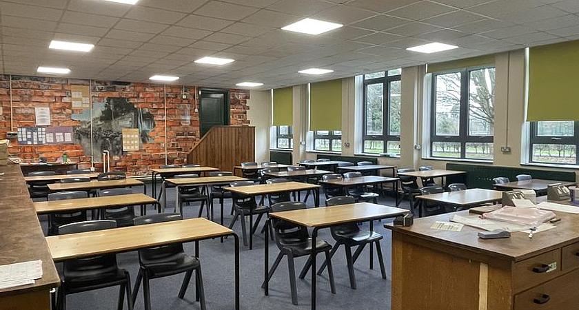 Oak Classroom OG2 gallery image 0