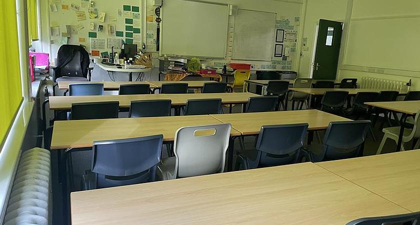 Oak Classroom OG4 gallery image 0
