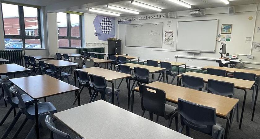 Oak Classroom OG5 gallery image 0