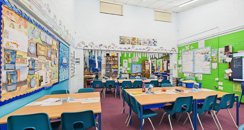 Y4 Classroom (Dolphin) gallery image 0
