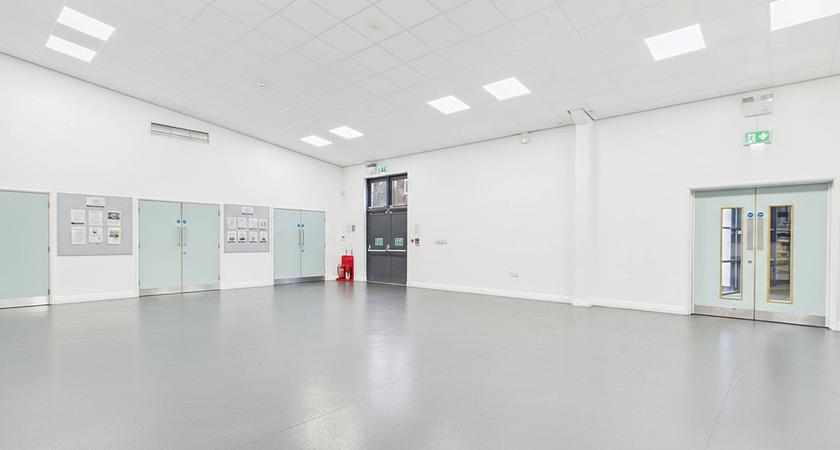Large Hall with Kitchen gallery image 0