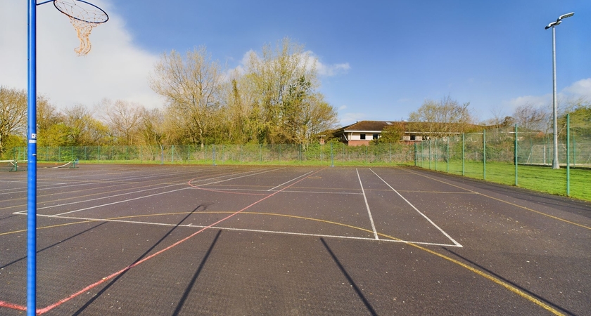 Outdoor Court 4 gallery image 0