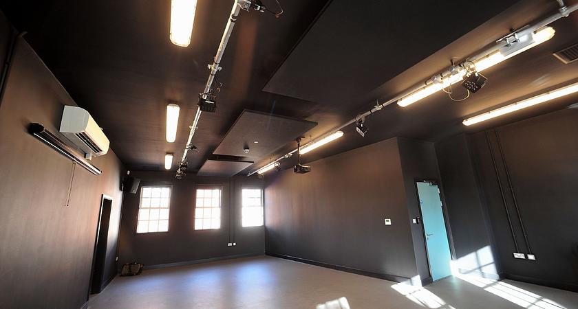 Studio 2 gallery image 0