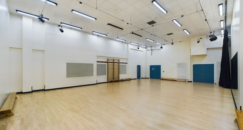 Dance Studio (G086) gallery image 1