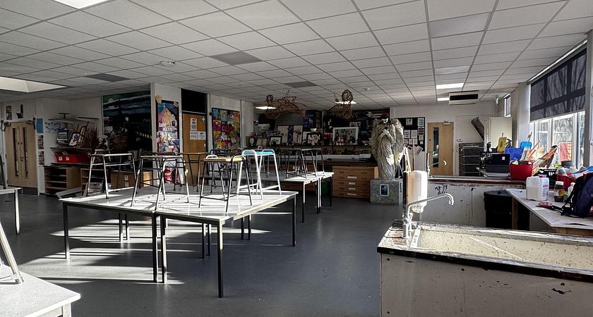 Art Classroom 215 gallery image 1