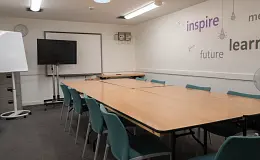 Photograph of Meeting Room 1, Warndon Hub