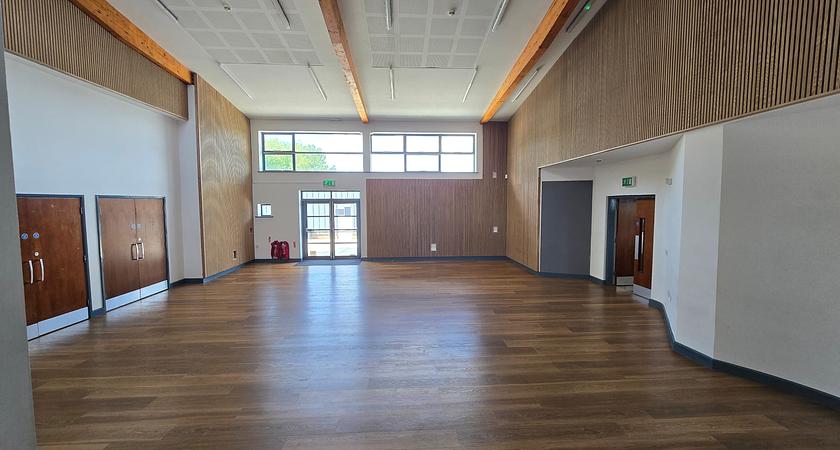Hall 3 gallery image 0