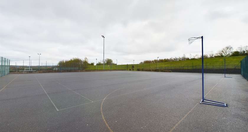 Outdoor Court 1 gallery image 0