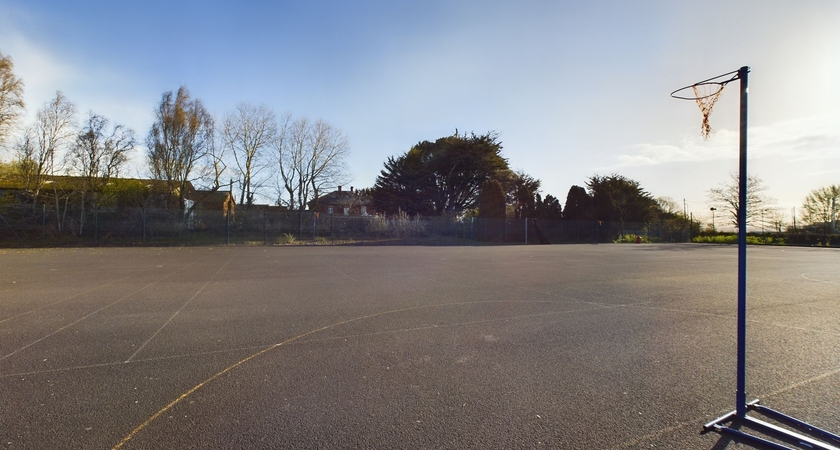 Outdoor Court 1 gallery image 0