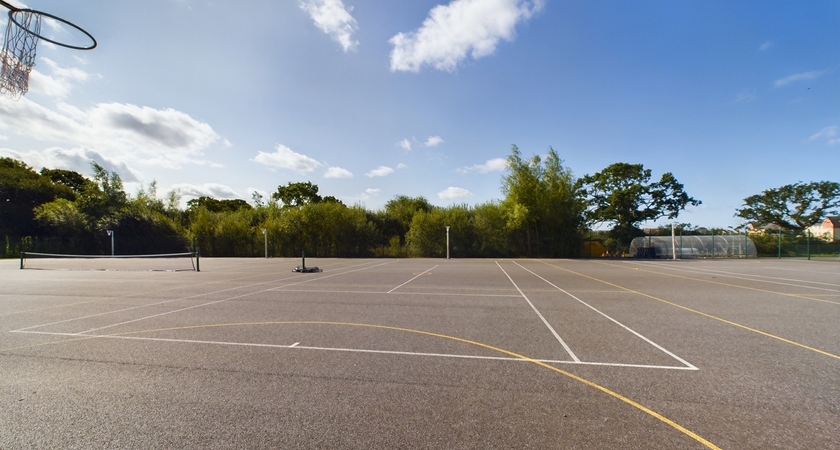 Netball/Tennis Court 3 gallery image 0