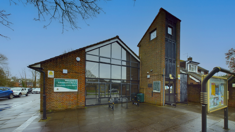 Primary image of Ickenham Library