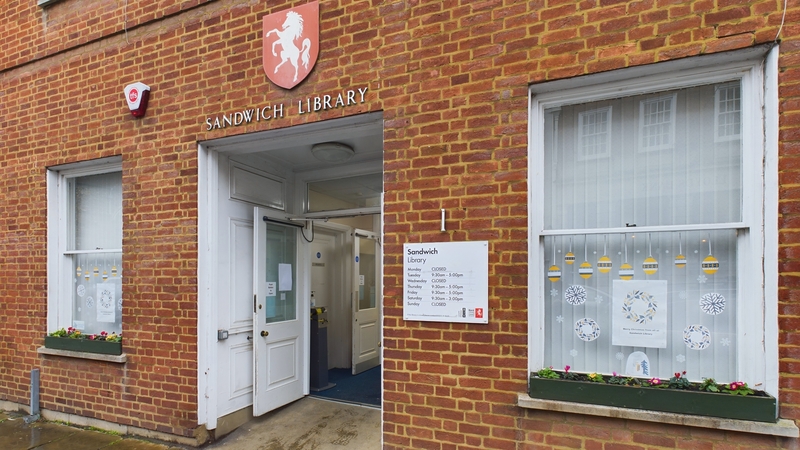 1. Sandwich Library